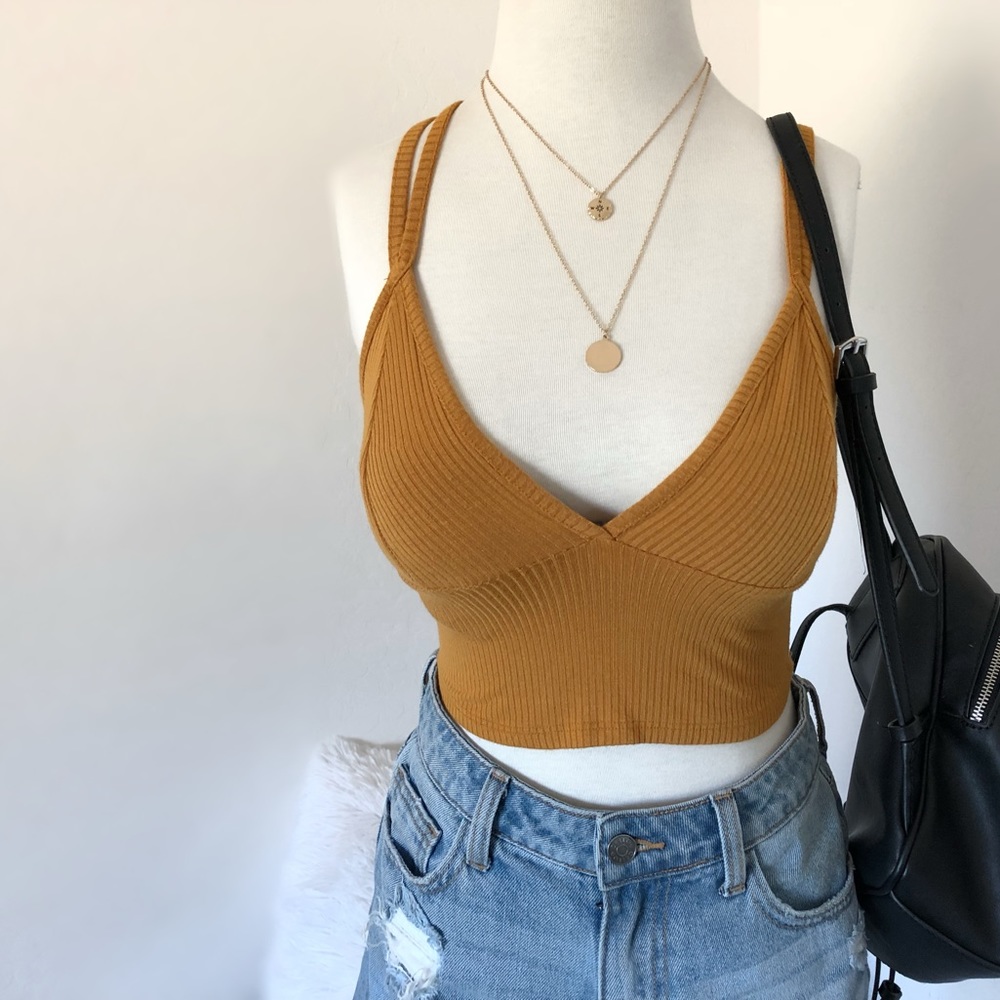 Crop top
